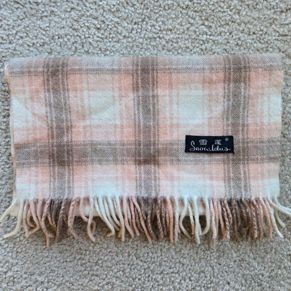 NWOT Snow Lotus Cashmere Scarf Pinkish Brown Plaid - Picture 6 of 6